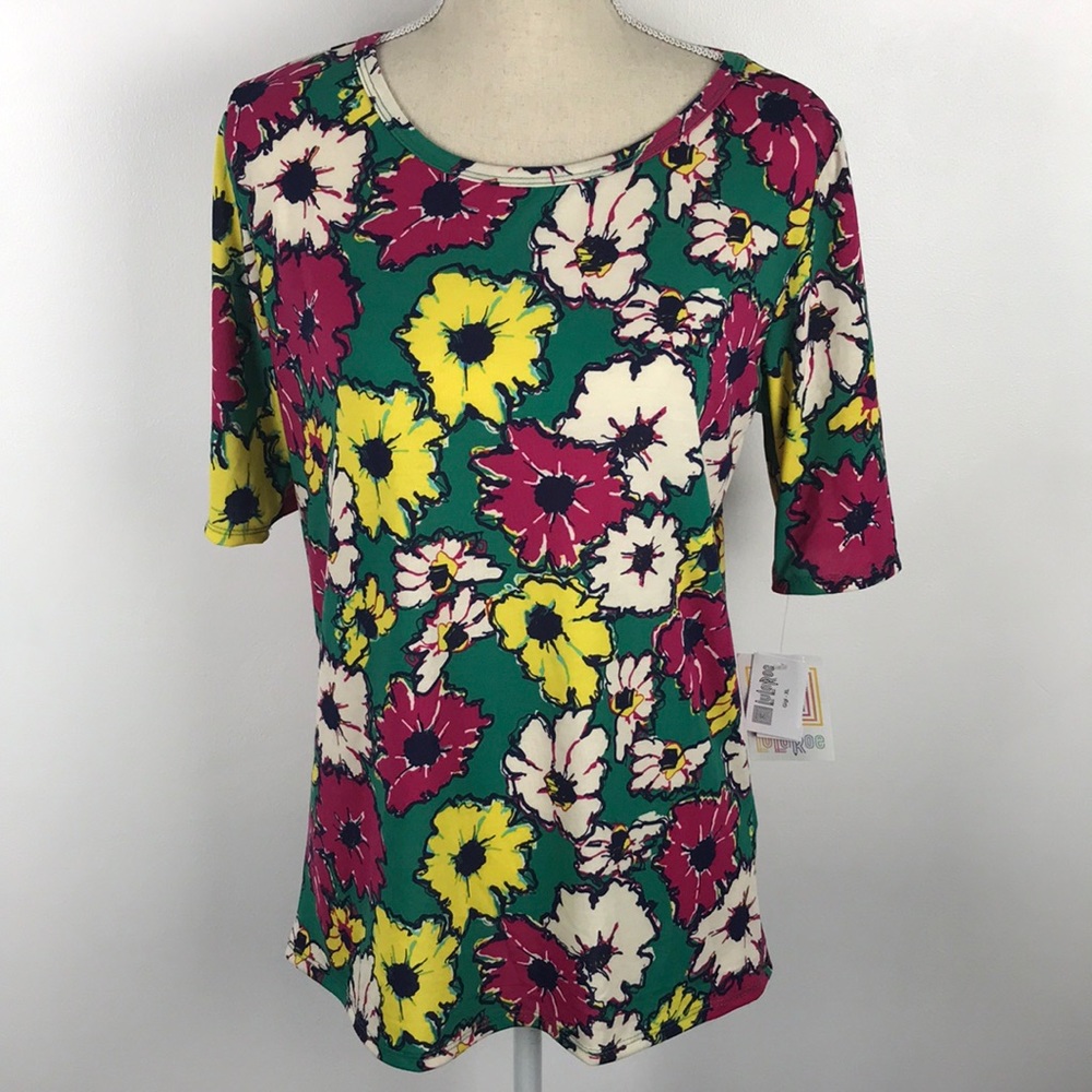 New LulaRoe “Gigi” Top Size XL